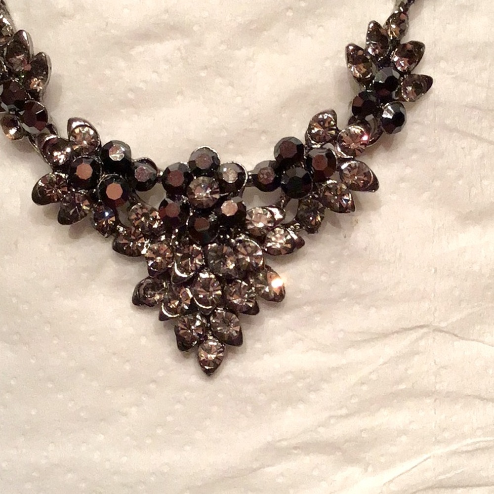 New Onyx 16” Necklace Set w/ post earrings. Swarovski black, gray crystals